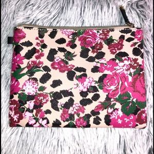 NWOT Betsey Johnson Makeup Bag
